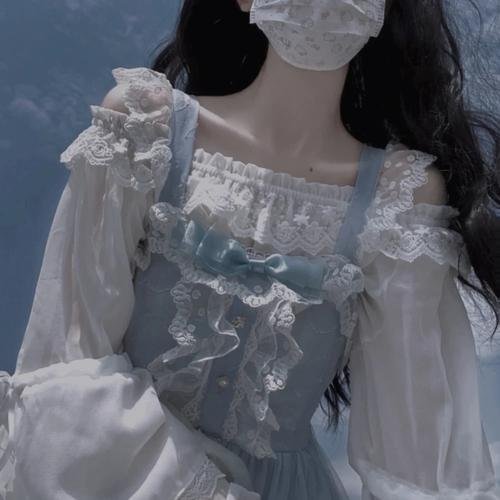 人孔：奉必梦游仙境